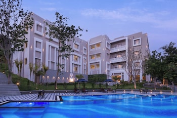 essentia luxury resort and spa udaipur