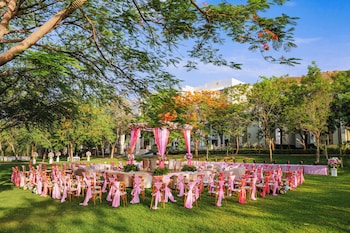 essentia luxury resort and spa udaipur