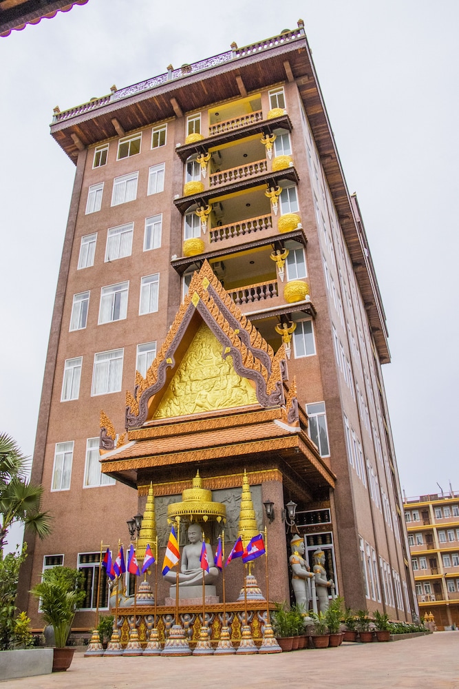 puok hotel and resort