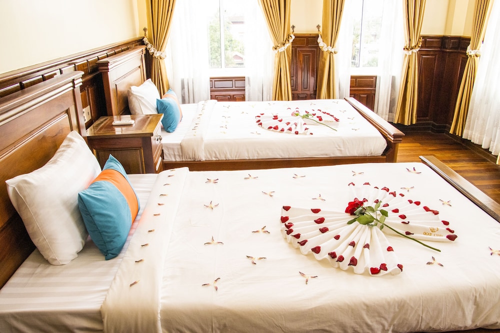 puok hotel and resort