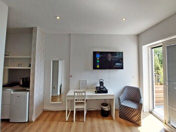 rose valley modern rooms and apartments