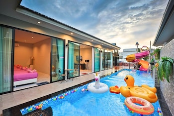 np pool villa hua hin