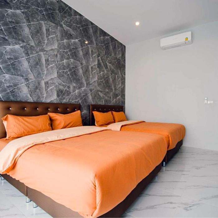 np pool villa hua hin