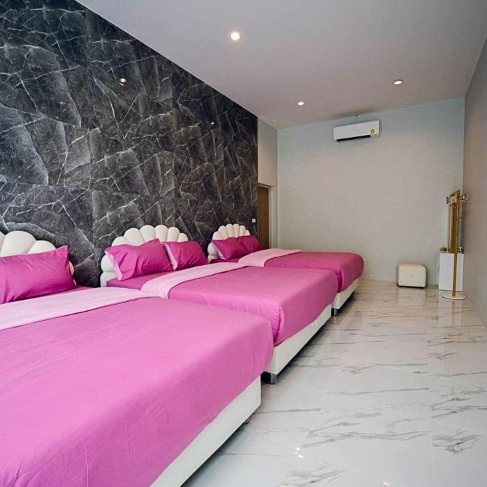 np pool villa hua hin