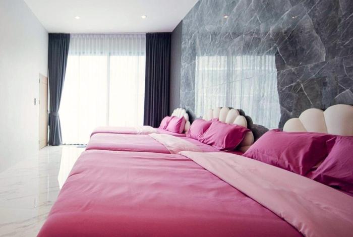 np pool villa hua hin