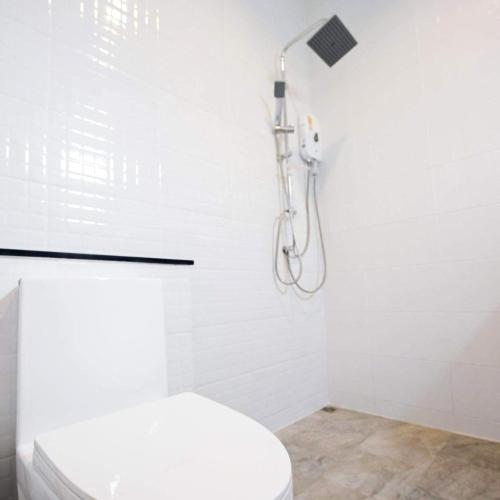 np pool villa hua hin