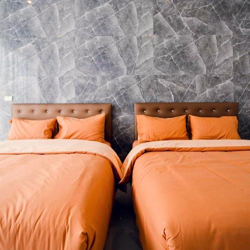 np pool villa hua hin