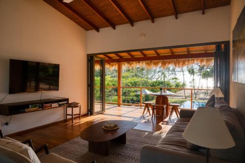 niketh villa komari arugambay
