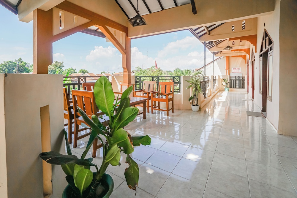 spot on 93754 buduran homestay syariah