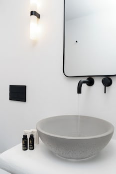 mr and mrs white paros suites and more