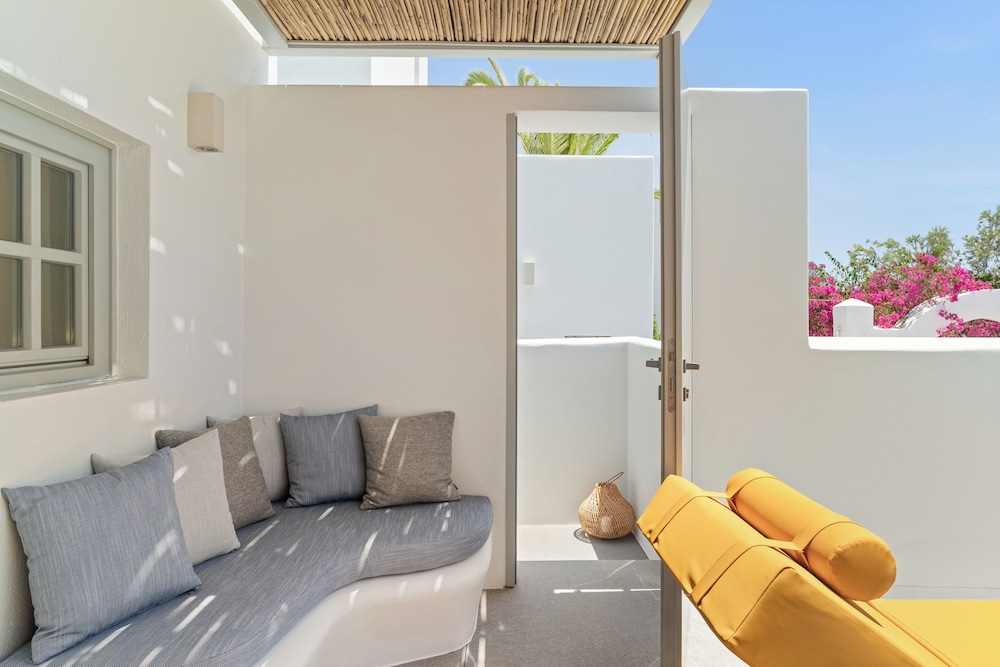 mr and mrs white paros suites and more
