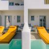 paros