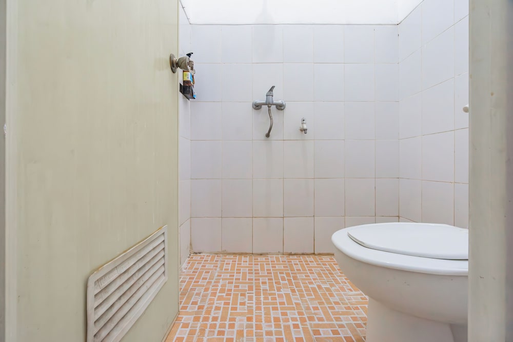 spot on 93763 ita homestay syariah