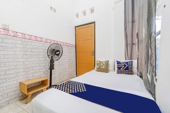 spot on 93763 ita homestay syariah