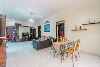 spot on 93763 ita homestay syariah