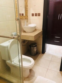 mclorrets suites