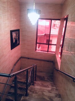 mclorrets suites