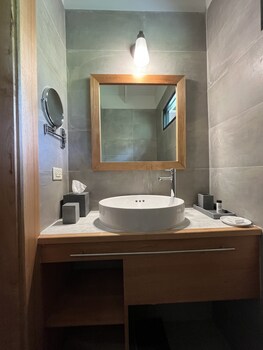 hadco experiences at awnc