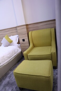 madinah deluxe hotel