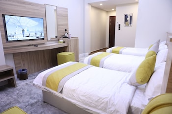 madinah deluxe hotel