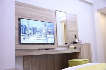madinah deluxe hotel