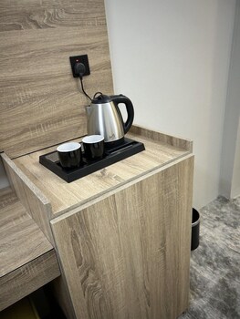 madinah deluxe hotel