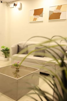 madinah deluxe hotel