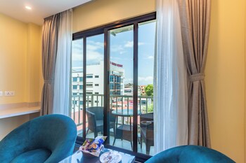 bhairahawa garden resort