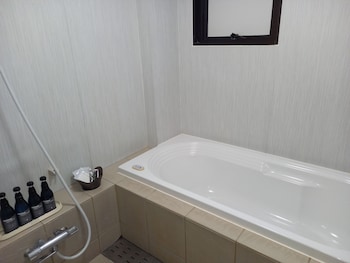 hotel c plus adults only