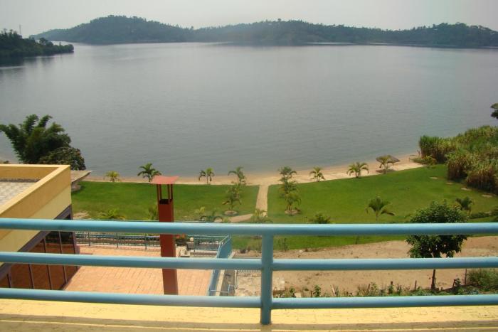 palega beach inn