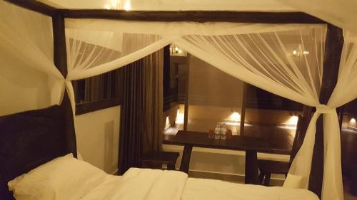 palega beach inn