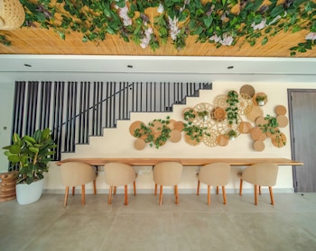 nas house private villas