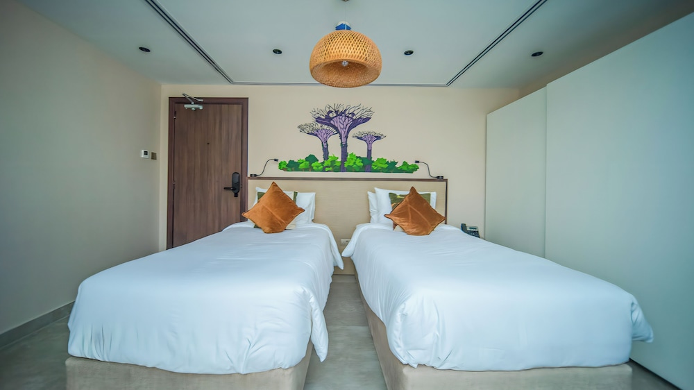 nas house private villas