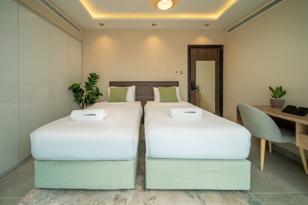 nas house private villas