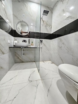 the mewar palace and resort