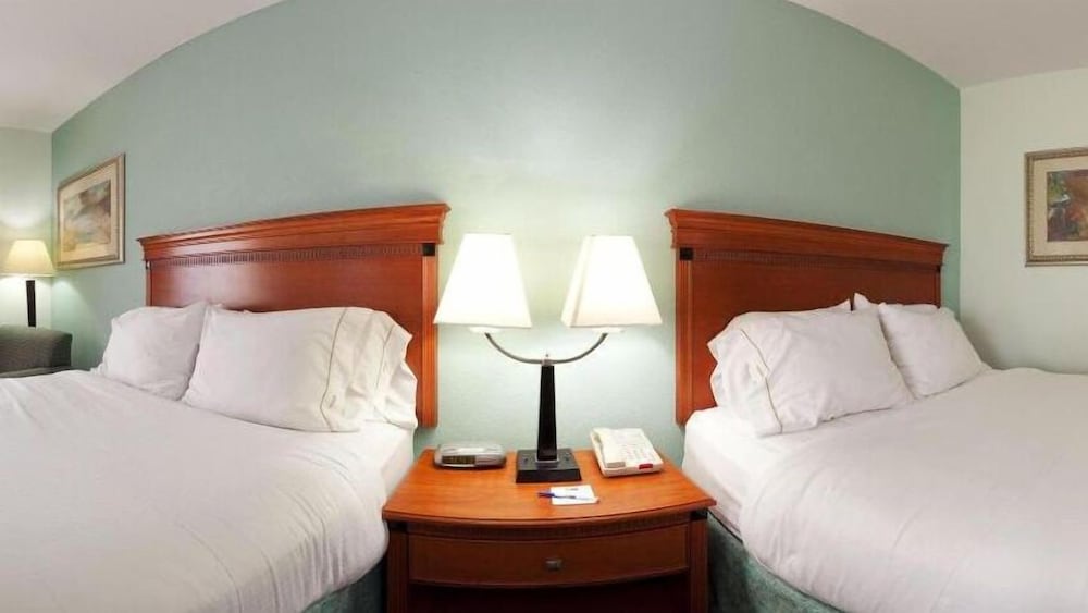 holiday inn express hotel and suites lake okeechobee by ihg