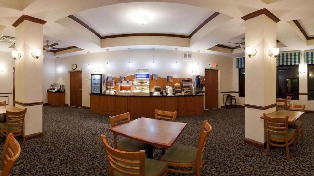 holiday inn express hotel and suites lake okeechobee by ihg