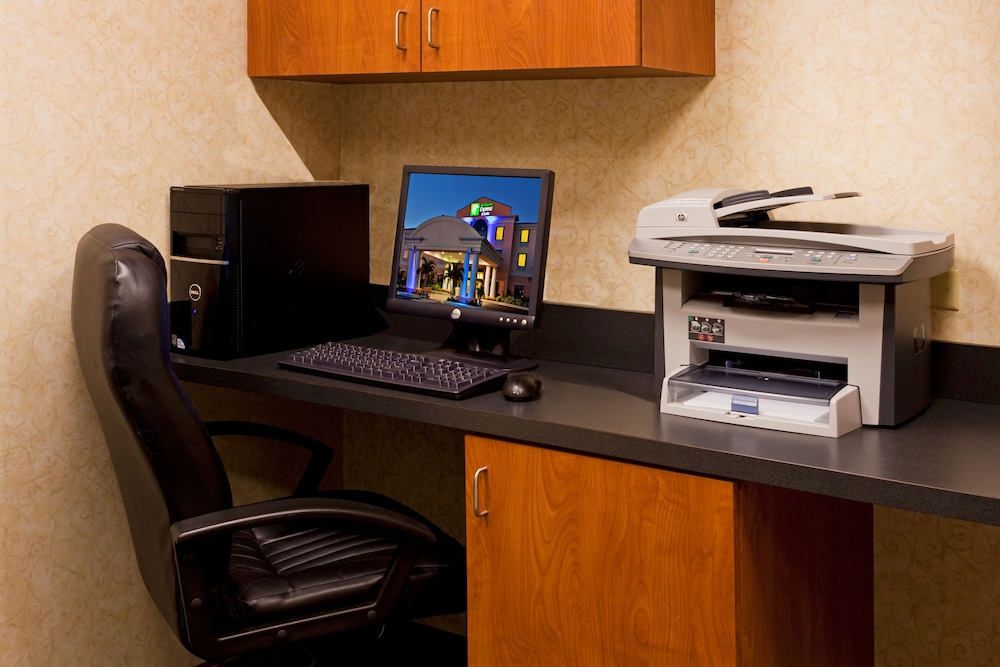 holiday inn express hotel and suites lake okeechobee by ihg