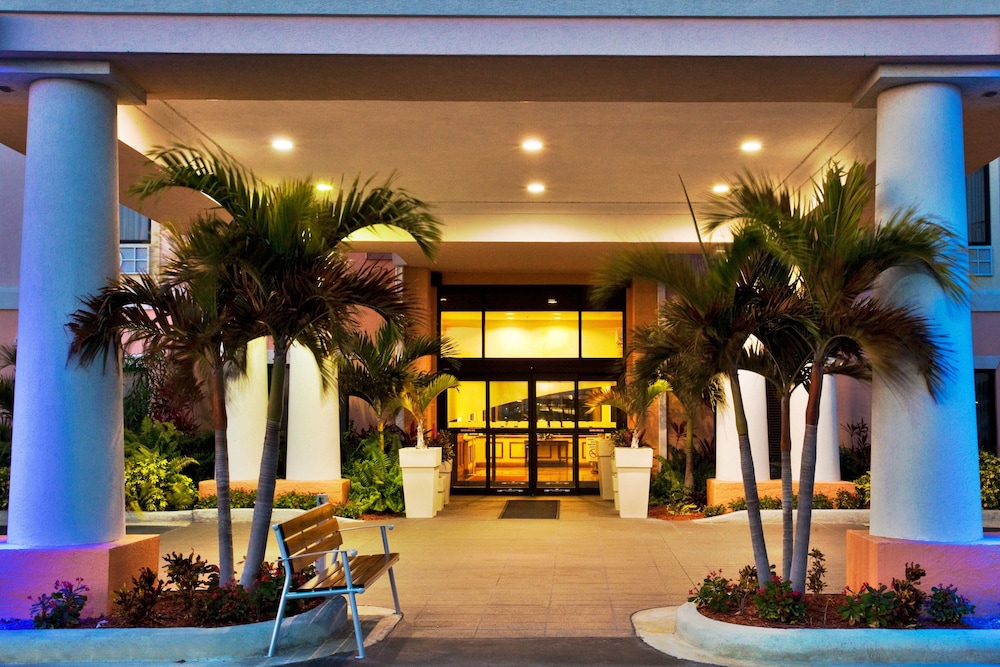 holiday inn express hotel and suites lake okeechobee by ihg