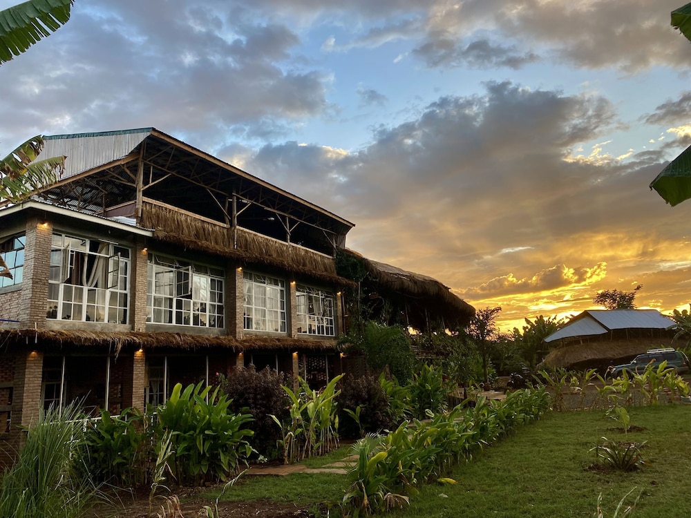 mount kilimanjaro360 view cottage