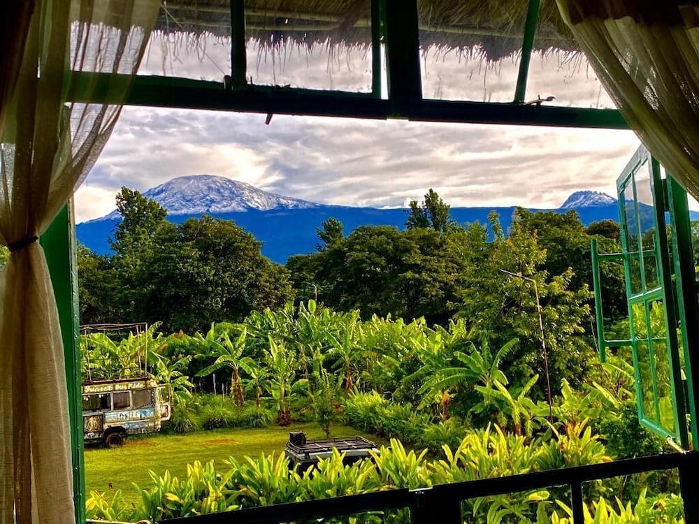 mount kilimanjaro360 view cottage