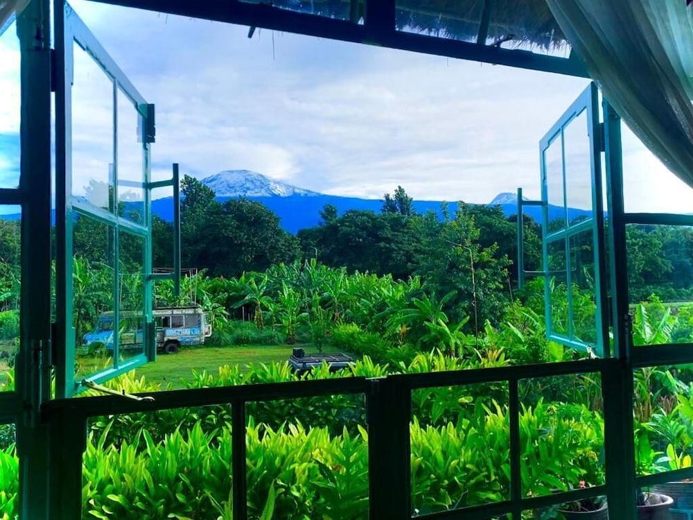 mount kilimanjaro360 view cottage