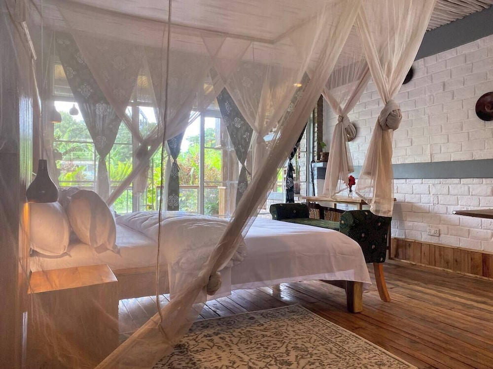 mount kilimanjaro360 view cottage