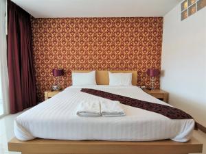 Le Desir Resortel,Phuket>>Chalong,3 star