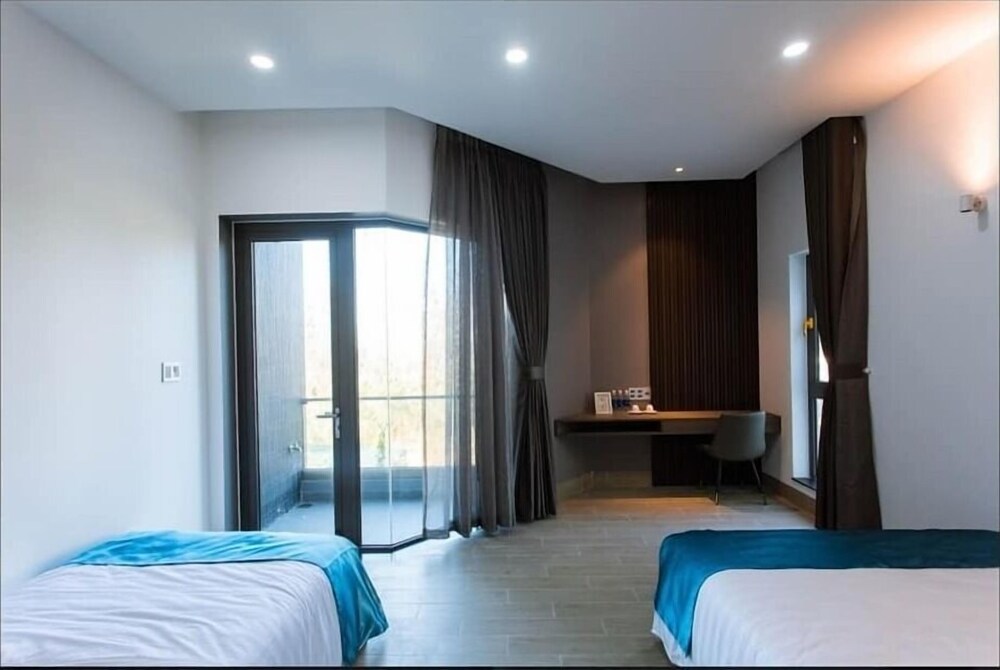 canh tien homestay tam thanh beach