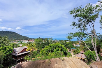 samui wooden hill