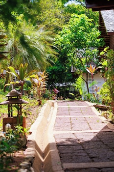 samui wooden hill