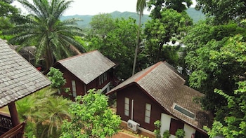 samui wooden hill