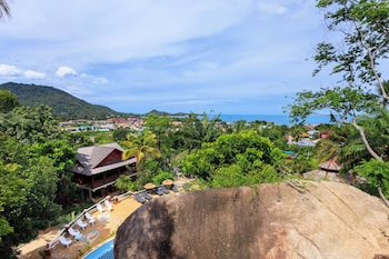 samui wooden hill