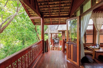 Samui Wooden Hill,,3 star